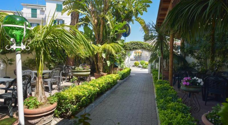 Charme Hotel La Villa Tina Ischia Exterior photo