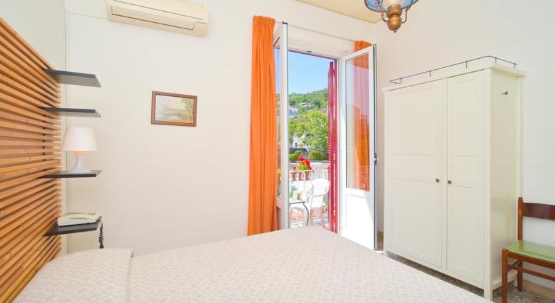 Charme Hotel La Villa Tina Ischia Exterior photo