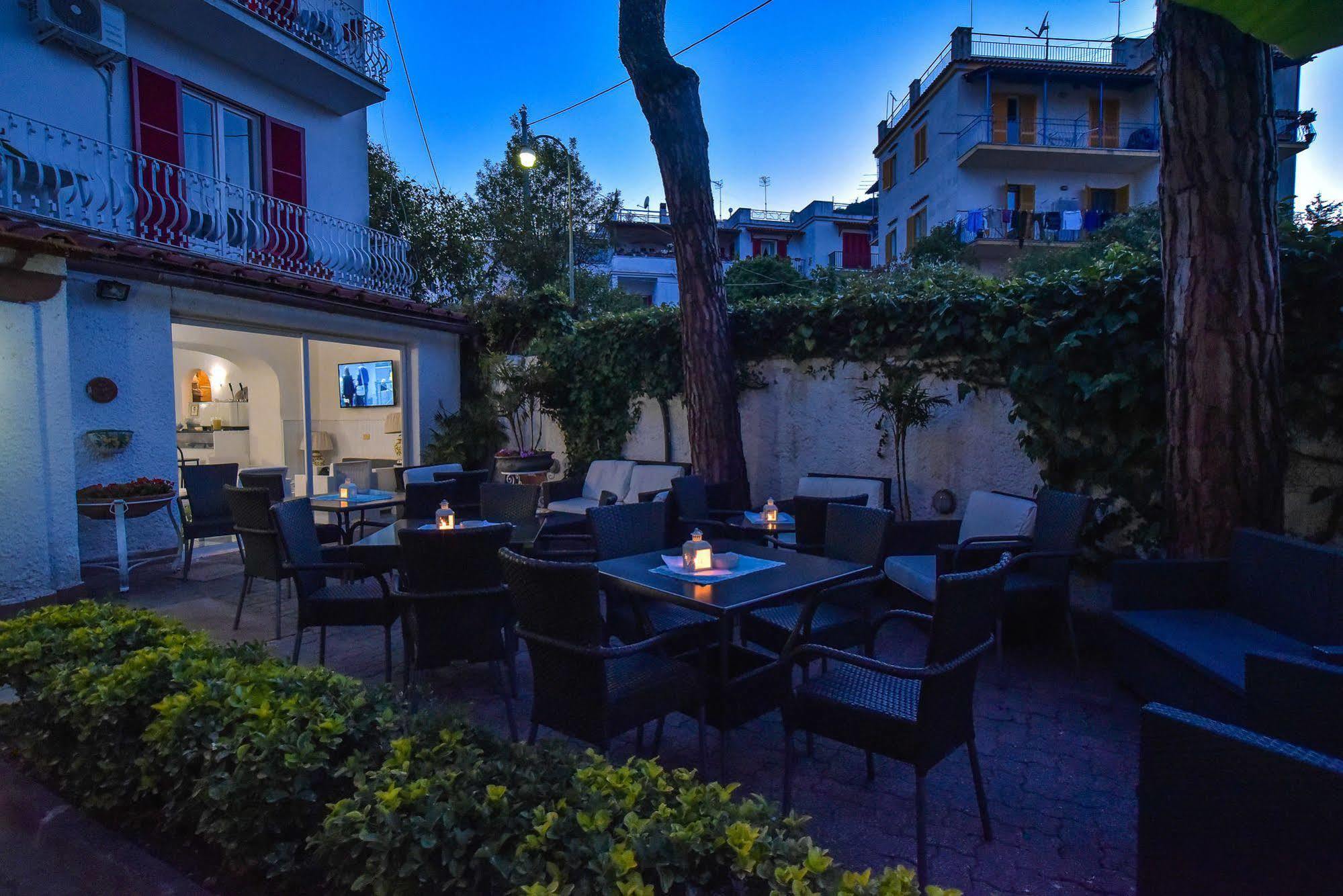Charme Hotel La Villa Tina Ischia Exterior photo